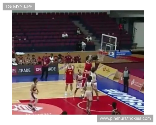 冯傲全场亮相七分钟高效发挥四中二砍下五分四板展现潜力新秀风采 冯傲全场亮相七分钟高效发挥四中二砍下五分四板展现潜力新秀风采